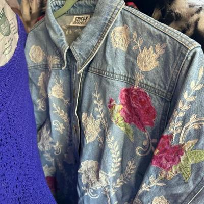 Sale Photo Thumbnail #78