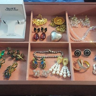 Sale Photo Thumbnail #516