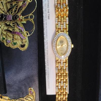 Sale Photo Thumbnail #566