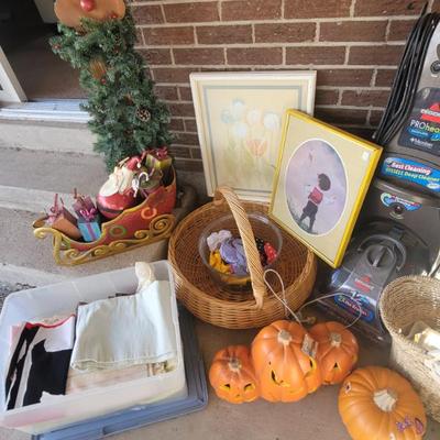 Sale Photo Thumbnail #402