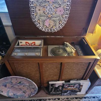 Sale Photo Thumbnail #372