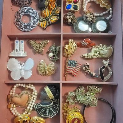 Sale Photo Thumbnail #543