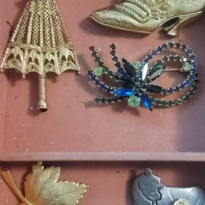 Sale Photo Thumbnail #537