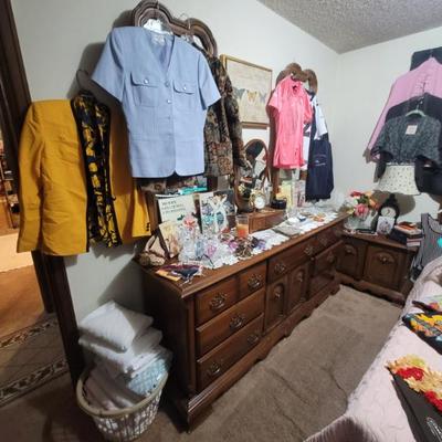 Sale Photo Thumbnail #254