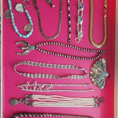 Sale Photo Thumbnail #546