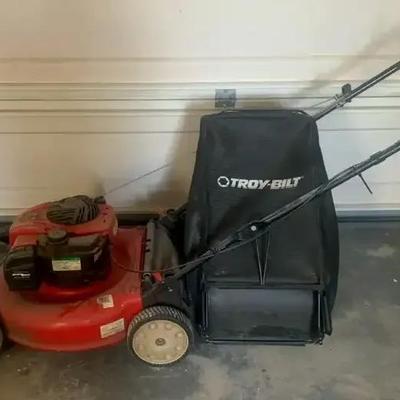 Troy-Bilt 21" Self-Propelled Lawn Mower with Bagger