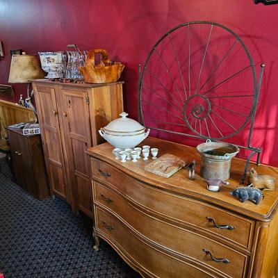 Sale Photo Thumbnail #3