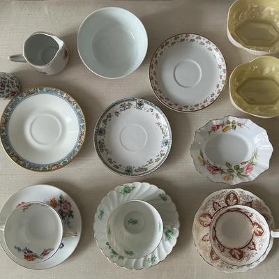 Vintage Porcelain Tea & Serving Lot 