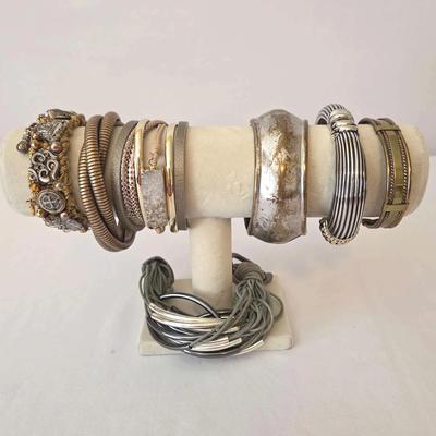 Chunky Bangel Braclets And Cuffs