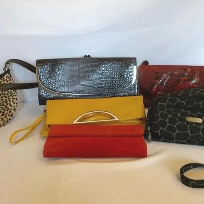 Assortment Of Women’s Clutches & Handbags