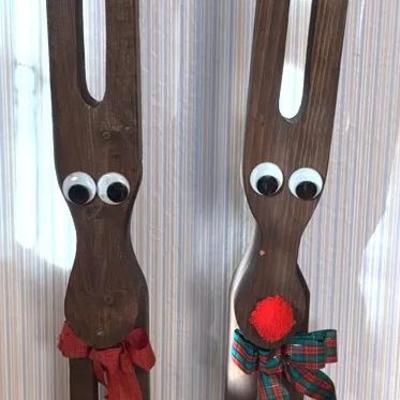 Vintage Wooden Clothespin Reindeer Christmas Decorations