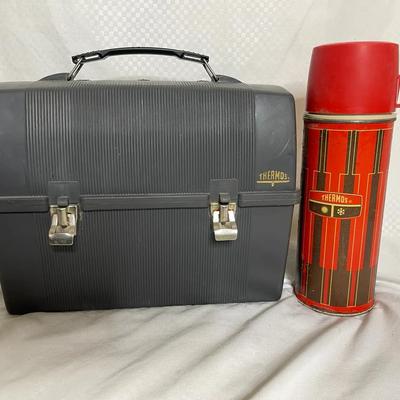 “Thermos”  Lunch Box and Drink Holder 