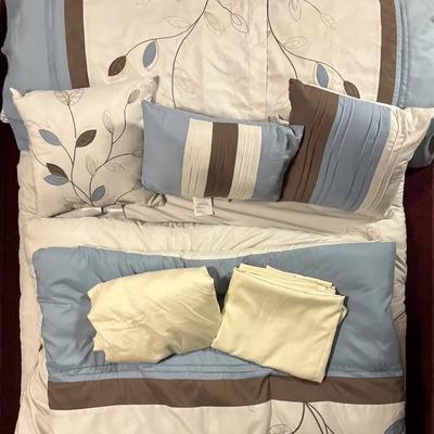 Elegant Bedding Set 