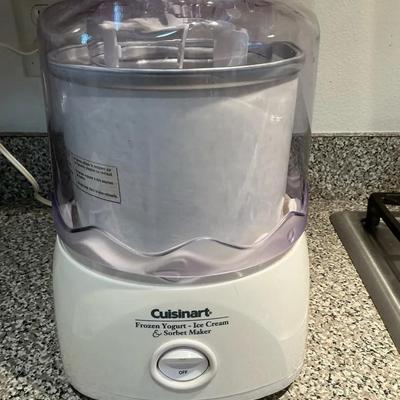 Cuisinart Frozen Yogurt Ice Cream & Sorbet Maker