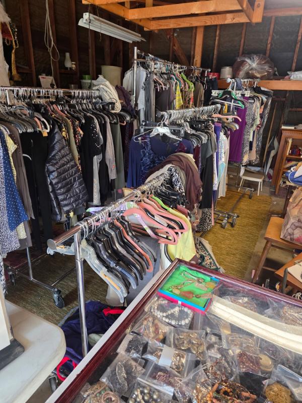 Sale Photo Thumbnail #68