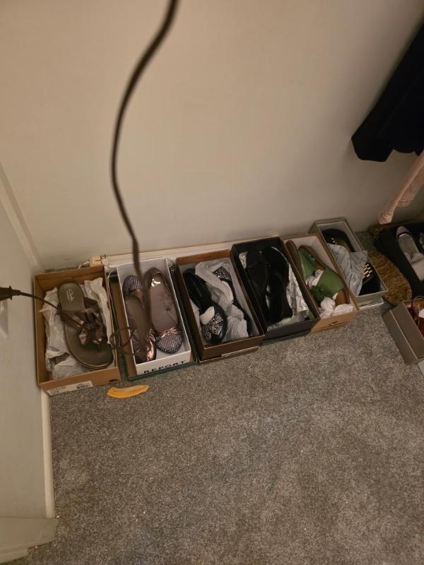 Sale Photo Thumbnail #34