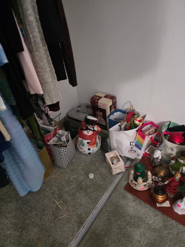 Sale Photo Thumbnail #47