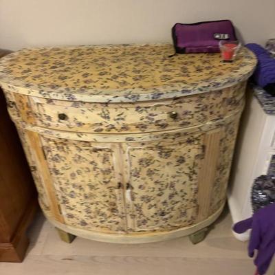 Sale Photo Thumbnail #110