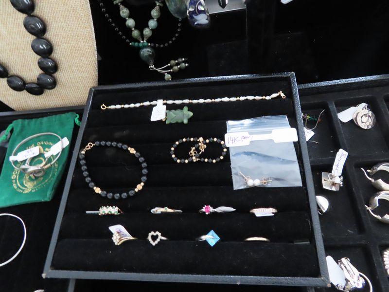 Sale Photo Thumbnail #4