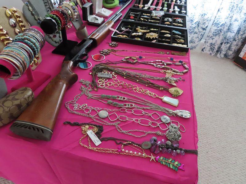 Sale Photo Thumbnail #17