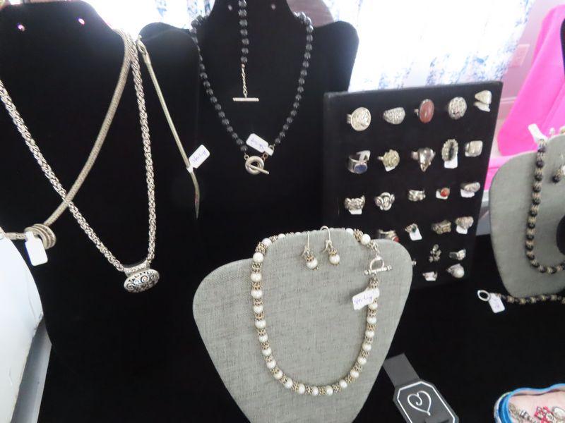 Sale Photo Thumbnail #12