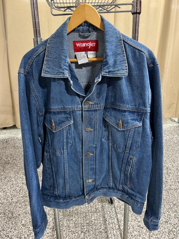 Sale Photo Thumbnail #126