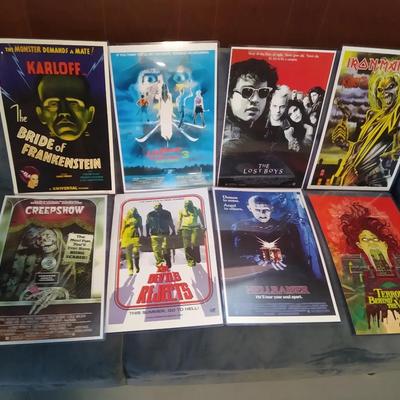 Lot of 8 small reproduction horror movie posters