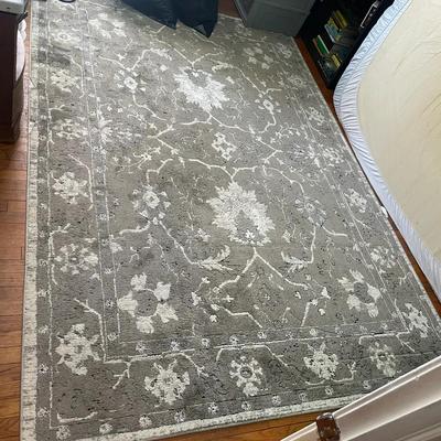 Gray And White Contemporary Area Rug