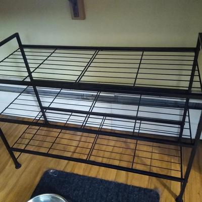 Small metal shoe rack