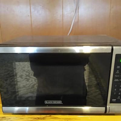 WORKING Black and decker microwave