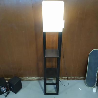 Floor lamp with shelves