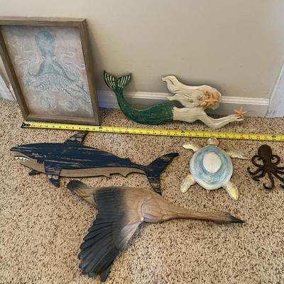 Lot Of Beach Or Sea Life Themed Decor