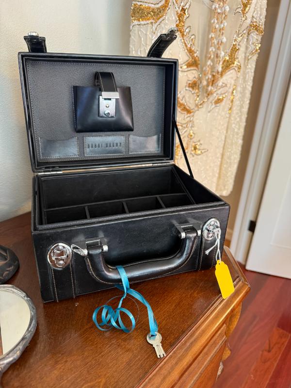 Sale Photo Thumbnail #19