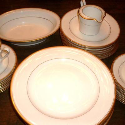 Sale Photo Thumbnail #37: DISHES