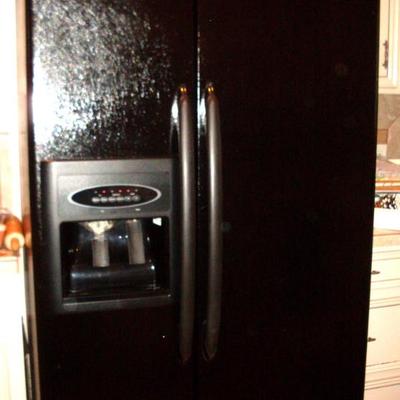 Sale Photo Thumbnail #98: REFRIGERATOR 