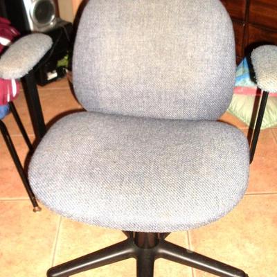 Sale Photo Thumbnail #93: OFFICE CHAIR