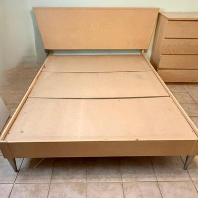 Sale Photo Thumbnail #12