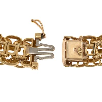 Sale Photo Thumbnail #158