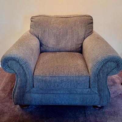 Sale Photo Thumbnail #105