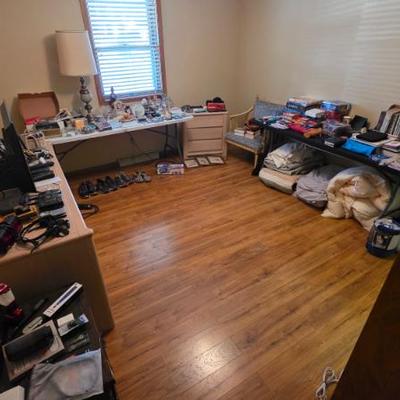 Sale Photo Thumbnail #36