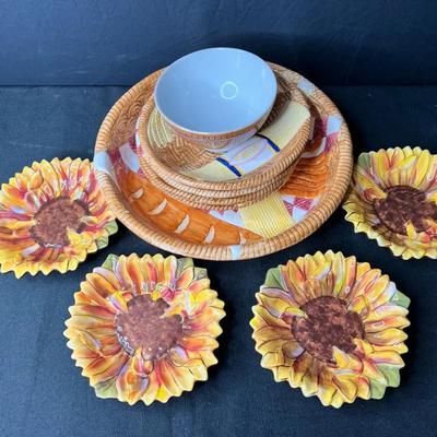 Ceramic Serving Ware: Salad Set And Sunflower Bowls