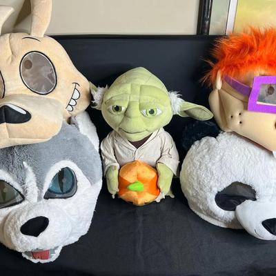 Baby Yoda Doll And 4 Huge Costume Heads