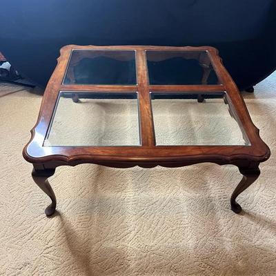 Queen Anne Style Coffee Table With Glass Insets - 38x38x16 Inches 