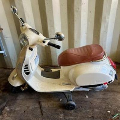 Kids Vespa Scooter 