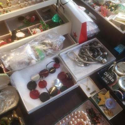 Sale Photo Thumbnail #17