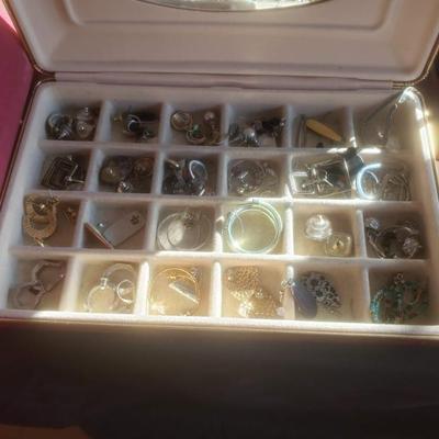 Sale Photo Thumbnail #12