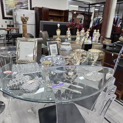 Sale Photo Thumbnail #39