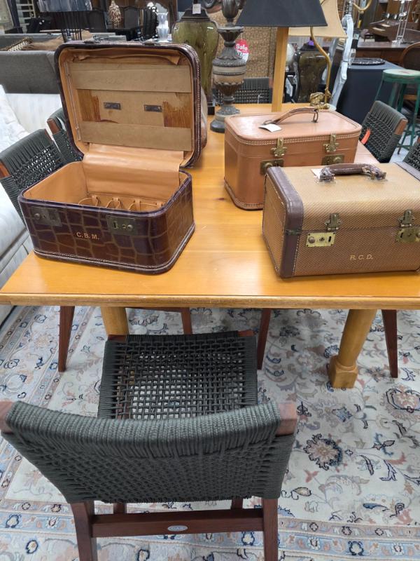 Sale Photo Thumbnail #323