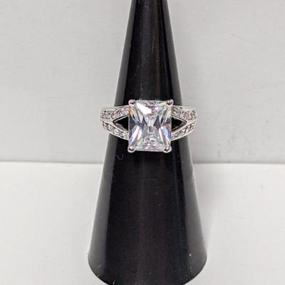 Sale Photo Thumbnail #910