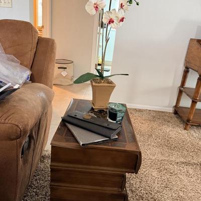 Sale Photo Thumbnail #42